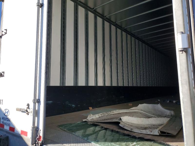 Продажа на аукционе авто 2023 Hyun Trailer, vin: 3H3V532K8PJ526816, номер лота: 77566815
