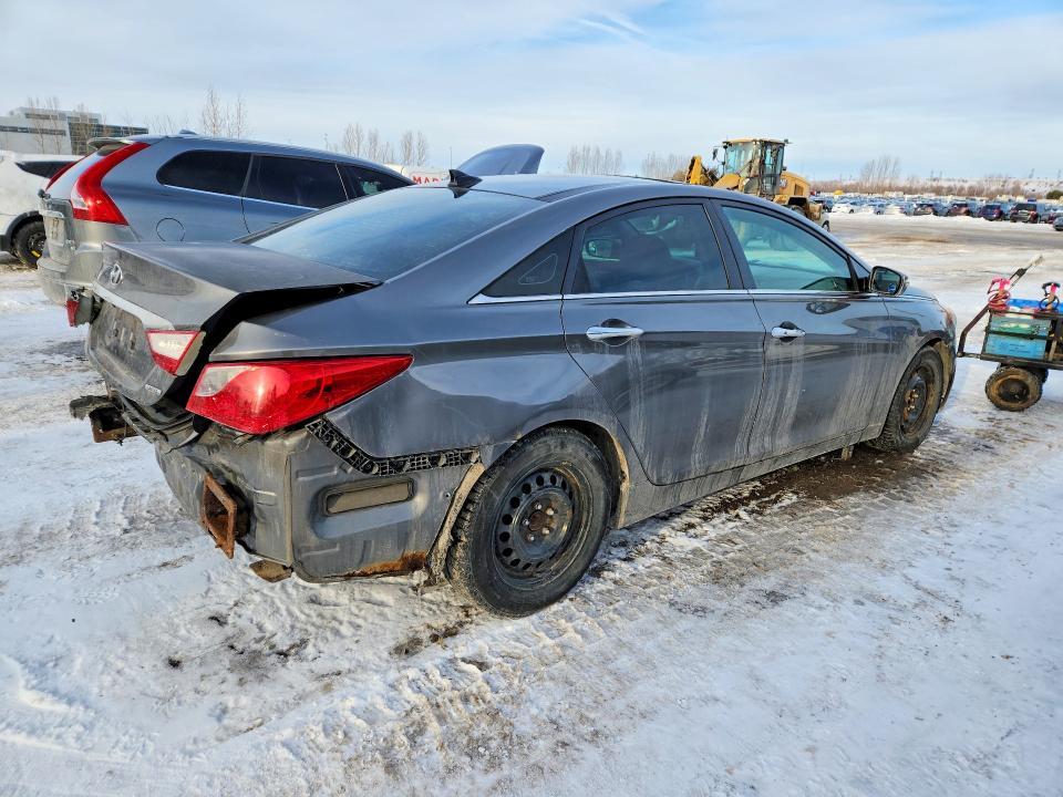 2013 Hyundai Sonata მანქანა იყიდება აუქციონზე, vin: 5NPEC4AC5DH659911, აუქციონის ნომერი: 76343065