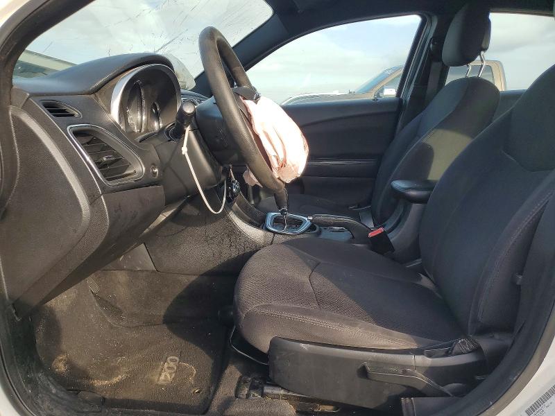 78045995 :رقم المزاد ، 1C3CCBAB9CN272137 vin ، 2012 Chrysler 200 مزاد بيع