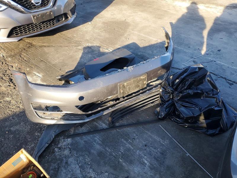78477825 :رقم المزاد ، 3VW2A7AU0FM029615 vin ، 2015 Volkswagen Golf مزاد بيع