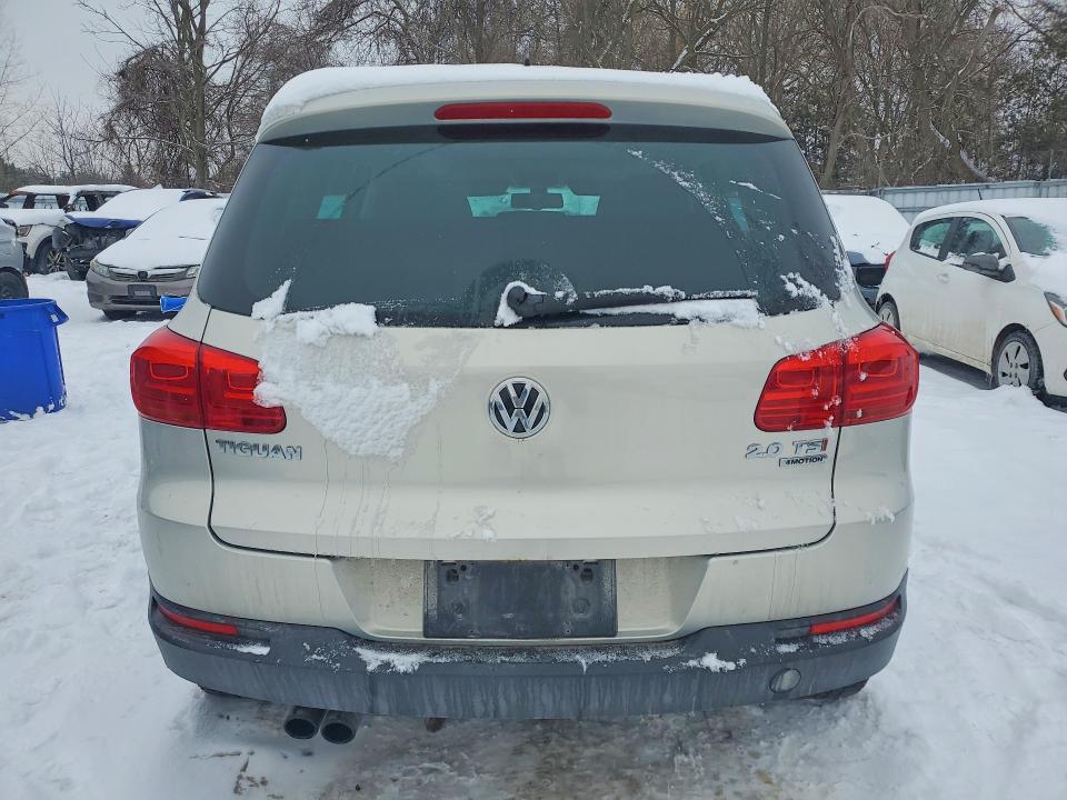 74913515 :رقم المزاد ، WVGJV3AX3EW618853 vin ، 2014 Volkswagen Tiguan S مزاد بيع