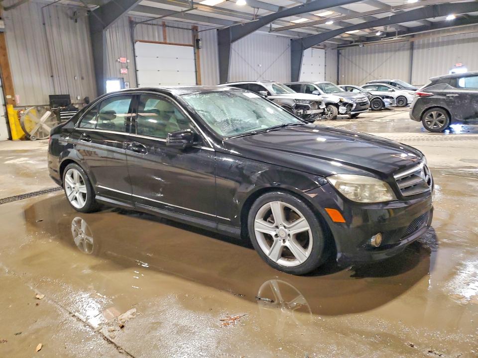 2010 Mercedes-benz C მანქანა იყიდება აუქციონზე, vin: WDDGF5EB2AR107011, აუქციონის ნომერი: 74140605