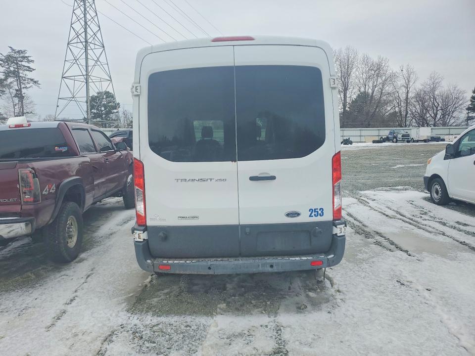 2016 Ford Trans 250 მანქანა იყიდება აუქციონზე, vin: 1FTYR2CV5GKA40679, აუქციონის ნომერი: 74978305