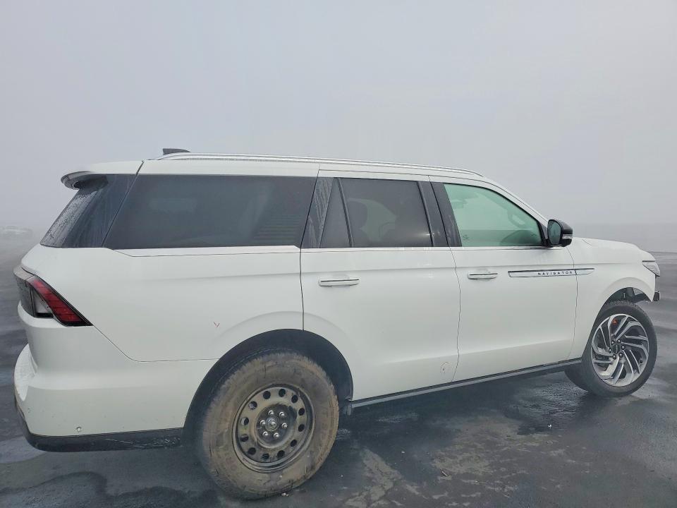 75687385 :رقم المزاد ، 5LMJJ2LG0SEL03459 vin ، 2025 Lincoln Navigator مزاد بيع