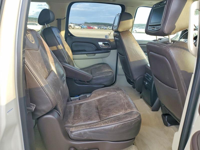 76030095 :رقم المزاد ، 1GYUKKEF4AR195502 vin ، 2010 Cadillac Escalade مزاد بيع
