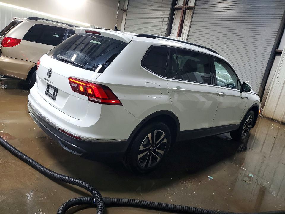 75971505 :رقم المزاد ، 3VVRB7AX5PM054120 vin ، 2023 Volkswagen Tiguan مزاد بيع