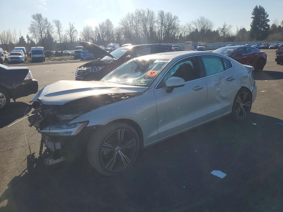 Aukcja sprzedaży 2019 Volvo S60 T5 Ins, vin: 7JR102FL2KG016861, numer aukcji: 77310935