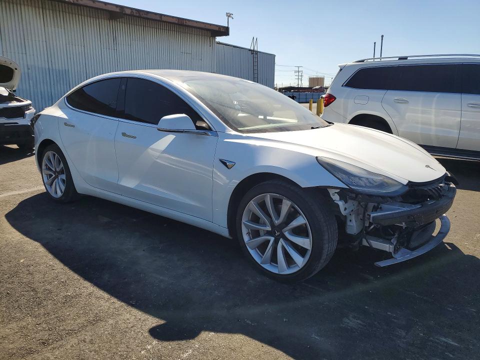 77560855 :رقم المزاد ، 5YJ3E1EA3KF507999 vin ، 2019 Tesla Model 3 مزاد بيع