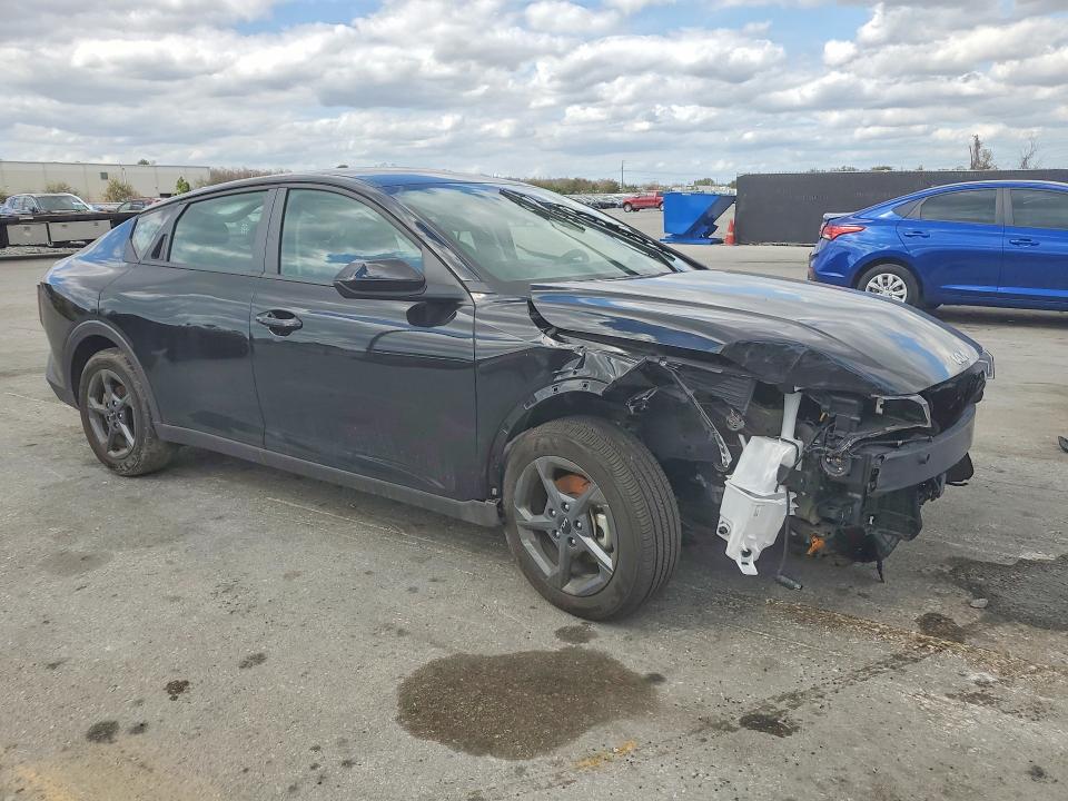 77967975 :رقم المزاد ، 3KPFT4DE0SE090274 vin ، 2025 Kia K4 مزاد بيع