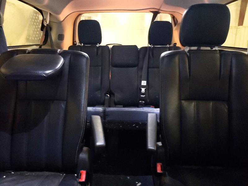 77899985 :رقم المزاد ، 2C4RC1BG1FR636746 vin ، 2015 Chrysler Town & Country مزاد بيع