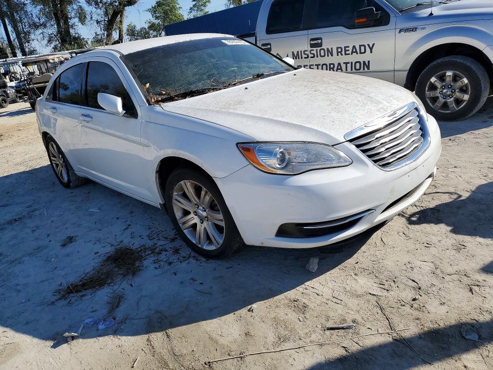 78707415 :رقم المزاد ، 1C3CCBAB8EN123656 vin ، 2014 Chrysler 200 مزاد بيع