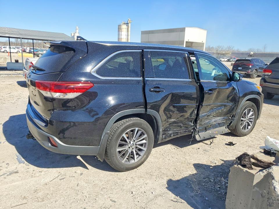 Aukcja sprzedaży 2017 Toyota Highlander, vin: 5TDJZRFH3HS419609, numer aukcji: 78113575