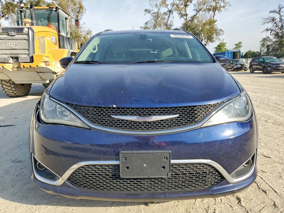 Продажа на аукционе авто 2017 Chrysler Pacifica, vin: 2C4RC1EG0HR564839, номер лота: 78335815