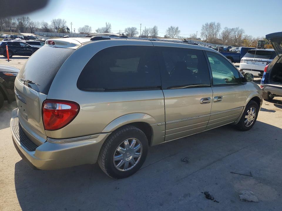 Продажа на аукционе авто 2005 Chrysler Town & Country, vin: 2C8GP64L75R322907, номер лота: 79064405