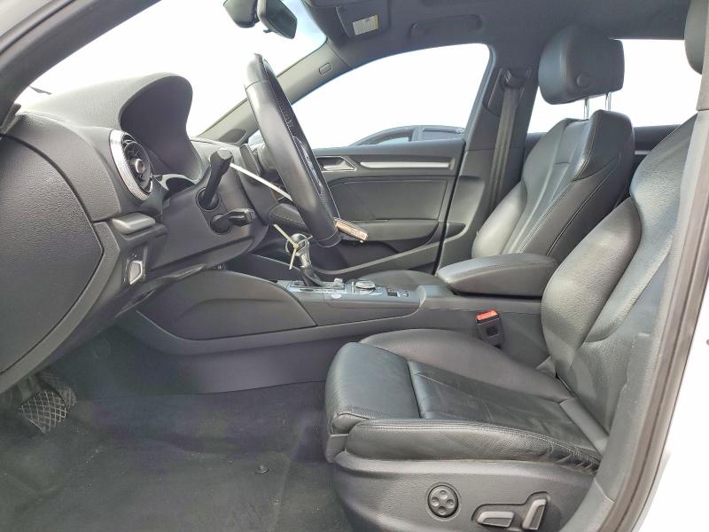 Продажа на аукционе авто 2018 Audi A3, vin: WAUUPBFF8JA054692, номер лота: 97301535