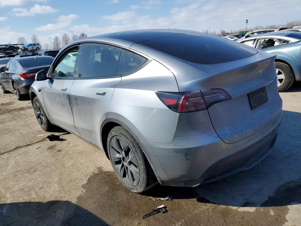 2024 Tesla Model Y მანქანა იყიდება აუქციონზე, vin: 7SAYGDEE3RA294714, აუქციონის ნომერი: 75956055