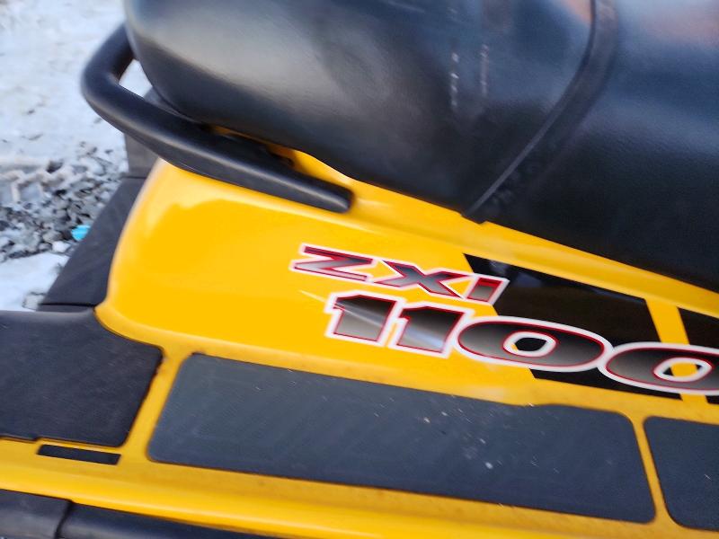 2001 Kawa Jet Ski მანქანა იყიდება აუქციონზე, vin: KAW31733B101, აუქციონის ნომერი: 75557275