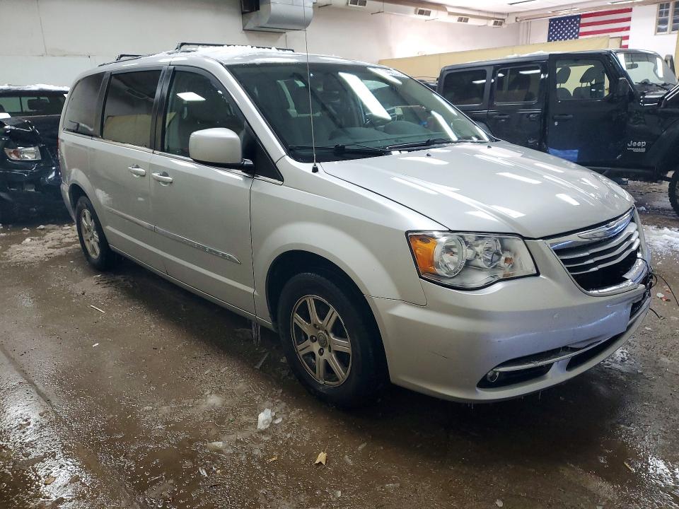 2012 Chrysler Town & Country მანქანა იყიდება აუქციონზე, vin: 2C4RC1BG9CR136992, აუქციონის ნომერი: 74983295