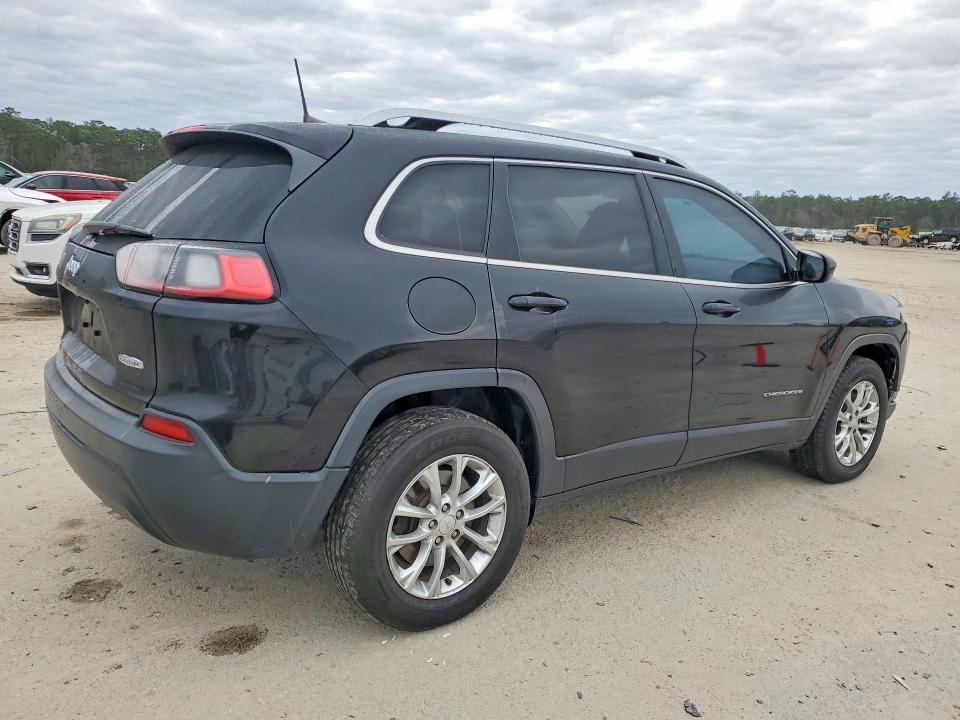 77950645 :رقم المزاد ، 1C4PJMCBXKD121730 vin ، 2019 Jeep Cherokee مزاد بيع