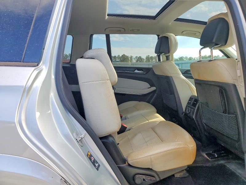 78372065 :رقم المزاد ، 4JGDF7DE1JB013775 vin ، 2018 Mercedes-benz Gls مزاد بيع