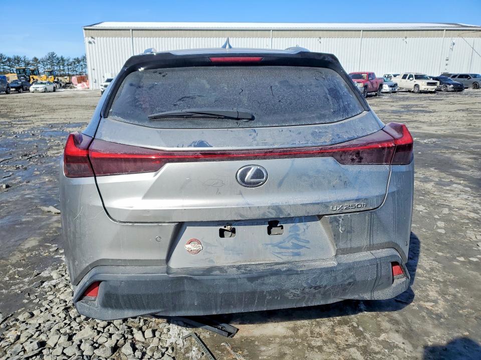 Продажа на аукционе авто 2021 Lexus Ux, vin: JTHP9JBH5M2037986, номер лота: 76759615