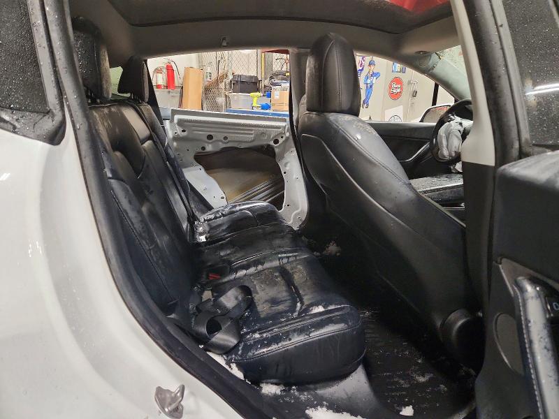 73387305 :رقم المزاد ، 5YJYGDEE7MF088921 vin ، 2021 Tesla Model Y مزاد بيع
