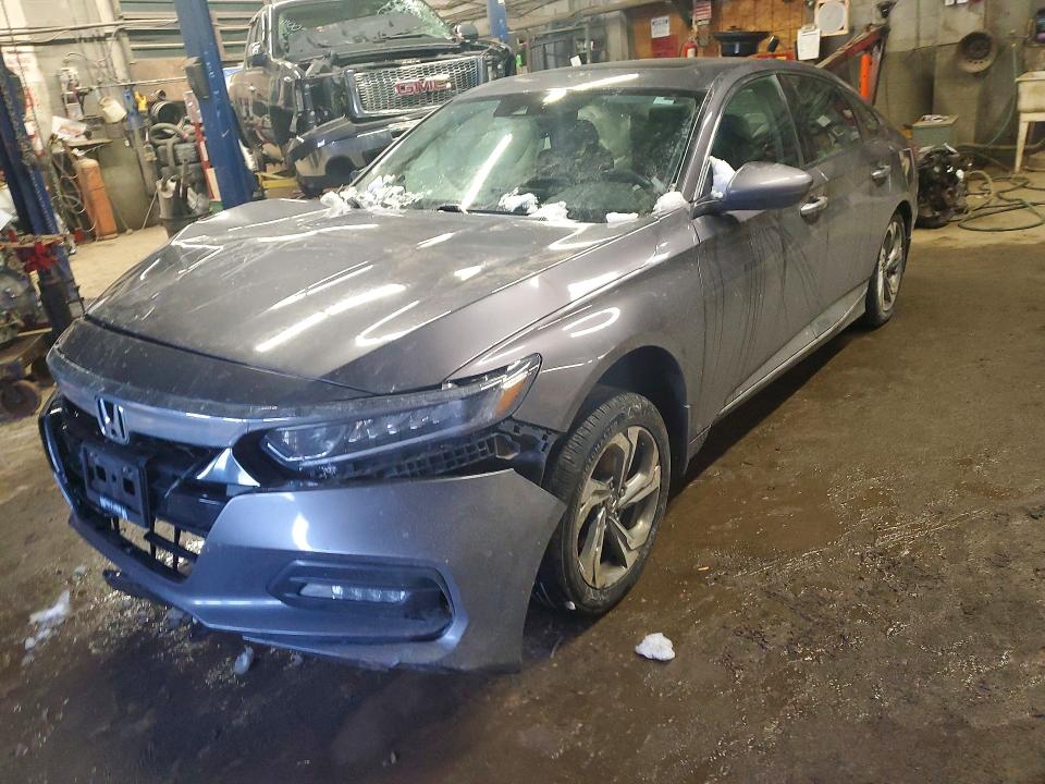 76670605 :رقم المزاد ، 1HGCV1F55JA808901 vin ، 2018 Honda Accord مزاد بيع