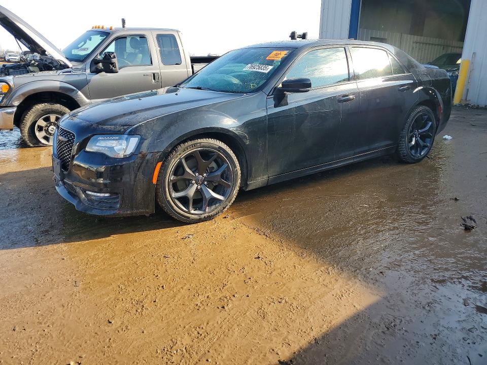 Auction sale of the 2021 Chrysler 300, vin: 2C3CCABT4MH660176, lot number: 76925835