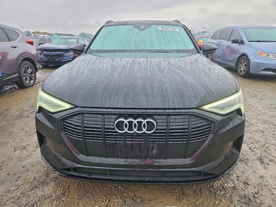 Продажа на аукционе авто 2021 Audi E-tron, vin: WA1AAAGE8MB018548, номер лота: 76467745