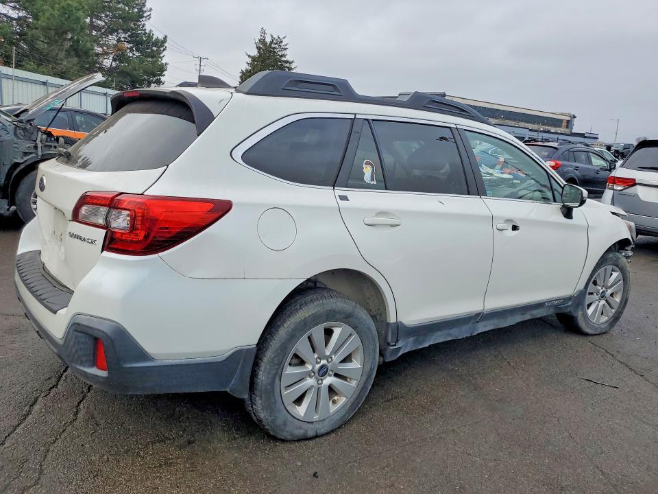 Продажа на аукционе авто 2018 Subaru Outback, vin: 4S4BSAFC5J3259735, номер лота: 75261685