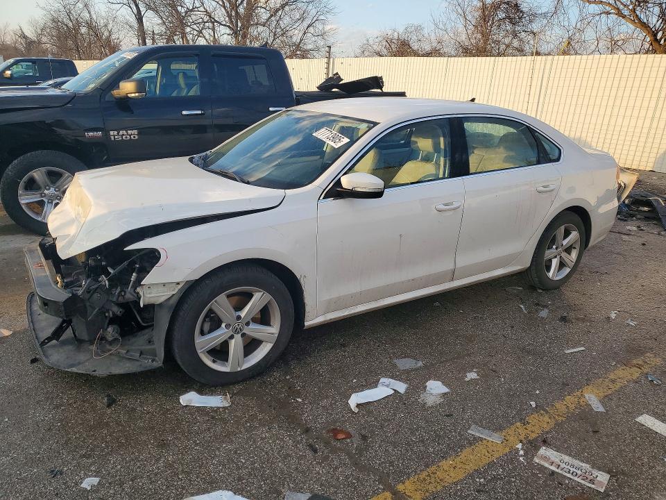Aukcja sprzedaży 2012 Volkswagen Passat, vin: 1VWBH7A33CC076671, numer aukcji: 77713905