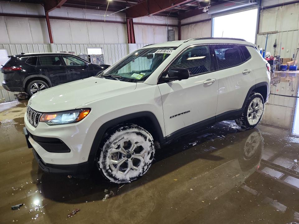 76187895 :رقم المزاد ، 3C4NJDBN0ST536987 vin ، 2025 Jeep Compass مزاد بيع