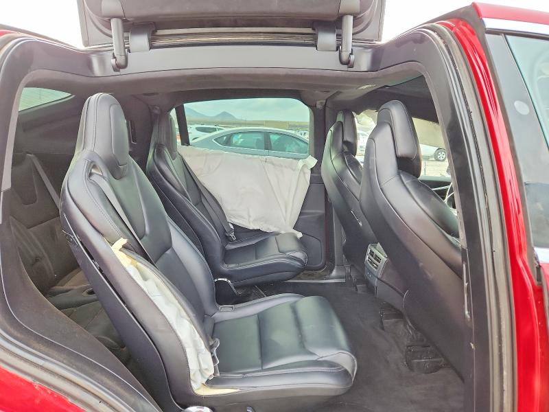 Продажа на аукционе авто 2018 Tesla Model X, vin: 5YJXCBE2XJF113002, номер лота: 76834625