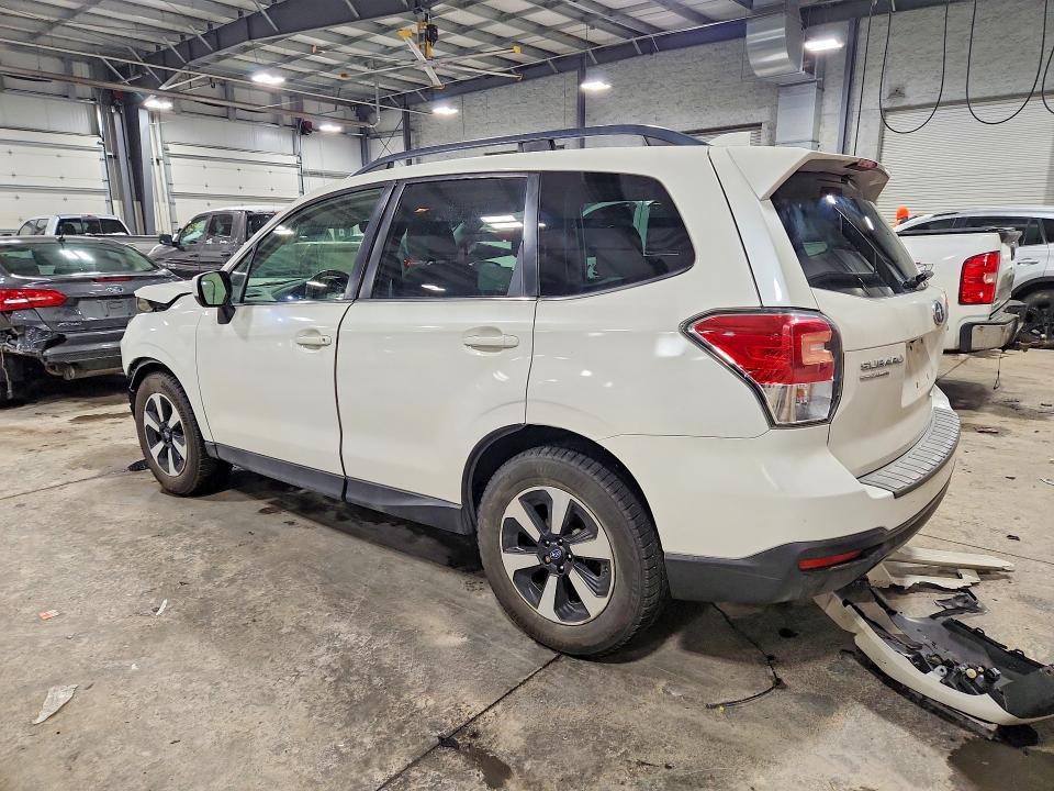 Aukcja sprzedaży 2018 Subaru Forester, vin: JF2SJAJC2JH414406, numer aukcji: 77133035