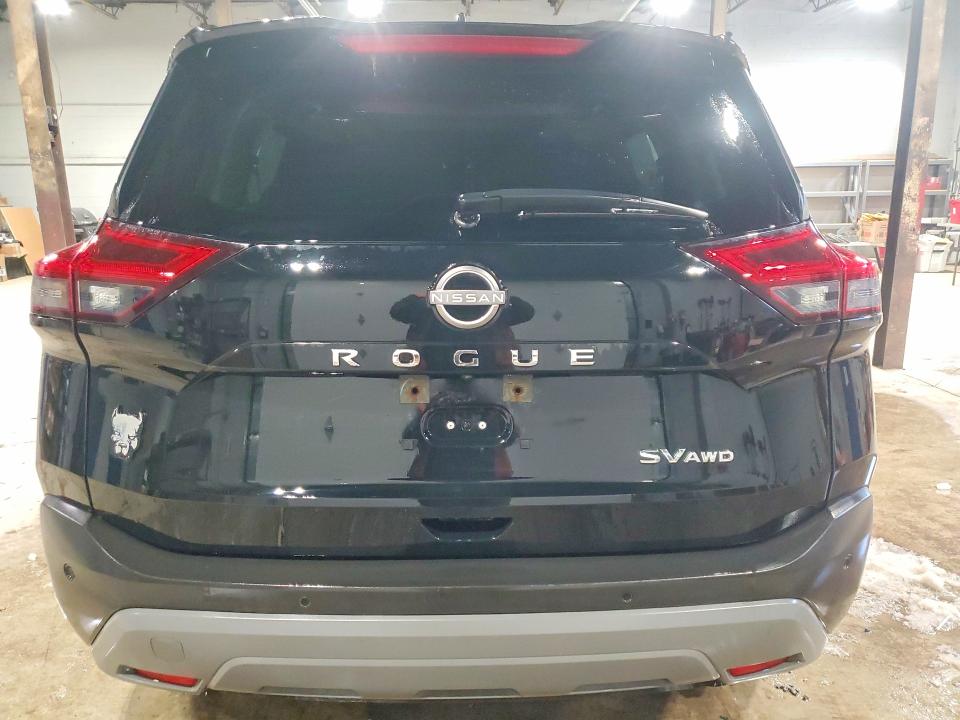 76959715 :رقم المزاد ، JN8BT3BBXNW330642 vin ، 2022 Nissan Rogue Sv مزاد بيع