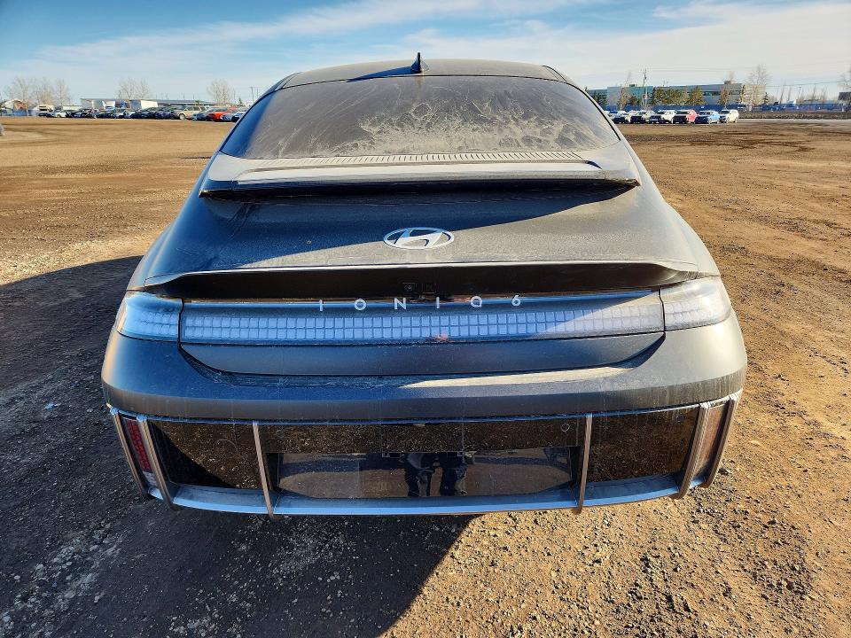 2025 Hyundai Ioniq 6 მანქანა იყიდება აუქციონზე, vin: KMHM54AC7SA101645, აუქციონის ნომერი: 76977915