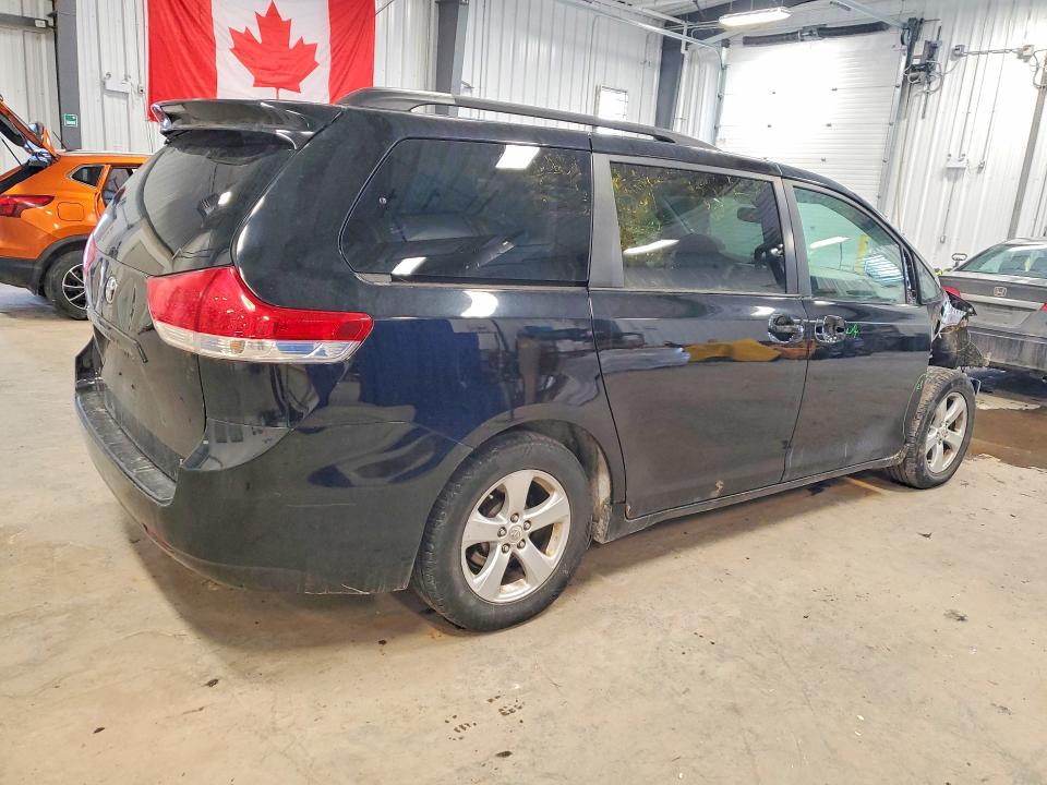 Aukcja sprzedaży 2012 Toyota Sienna, vin: 5TDKK3DC1CS255086, numer aukcji: 77960875