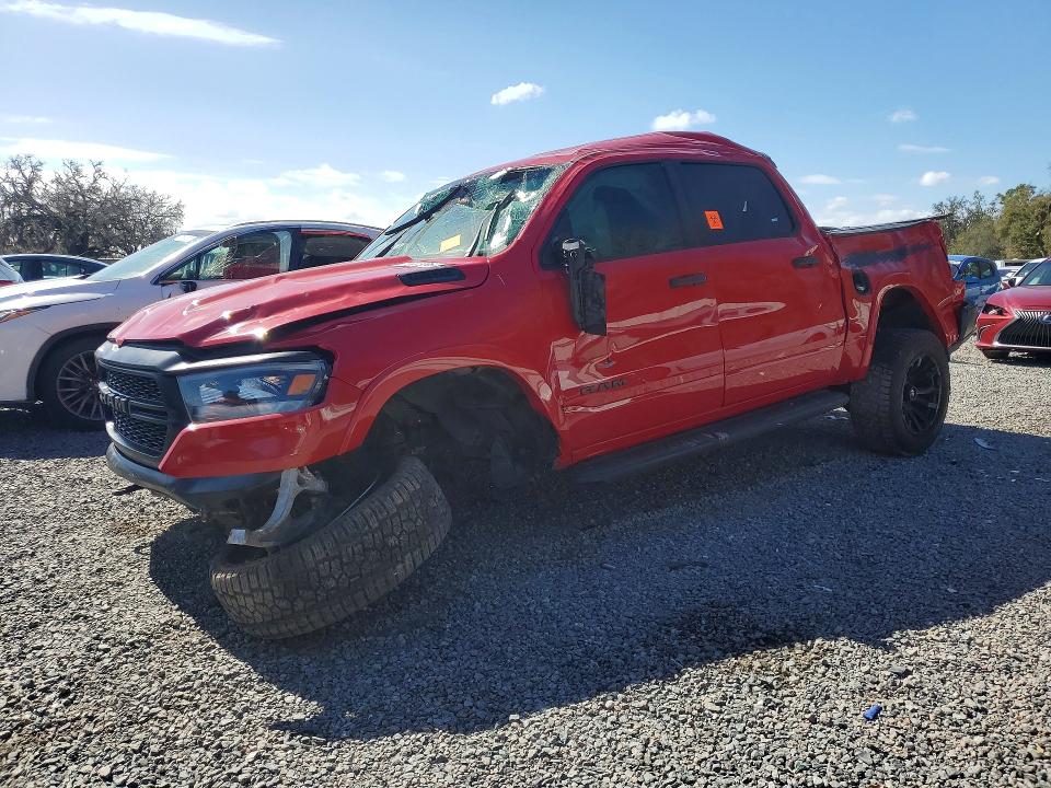 77587955 :رقم المزاد ، 1C6SRFFT7MN668588 vin ، 2021 Ram 1500 مزاد بيع