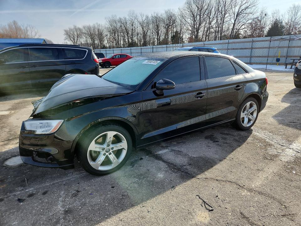 Продажа на аукционе авто 2017 Audi A3, vin: WAUAUGFFXH1080018, номер лота: 76046105