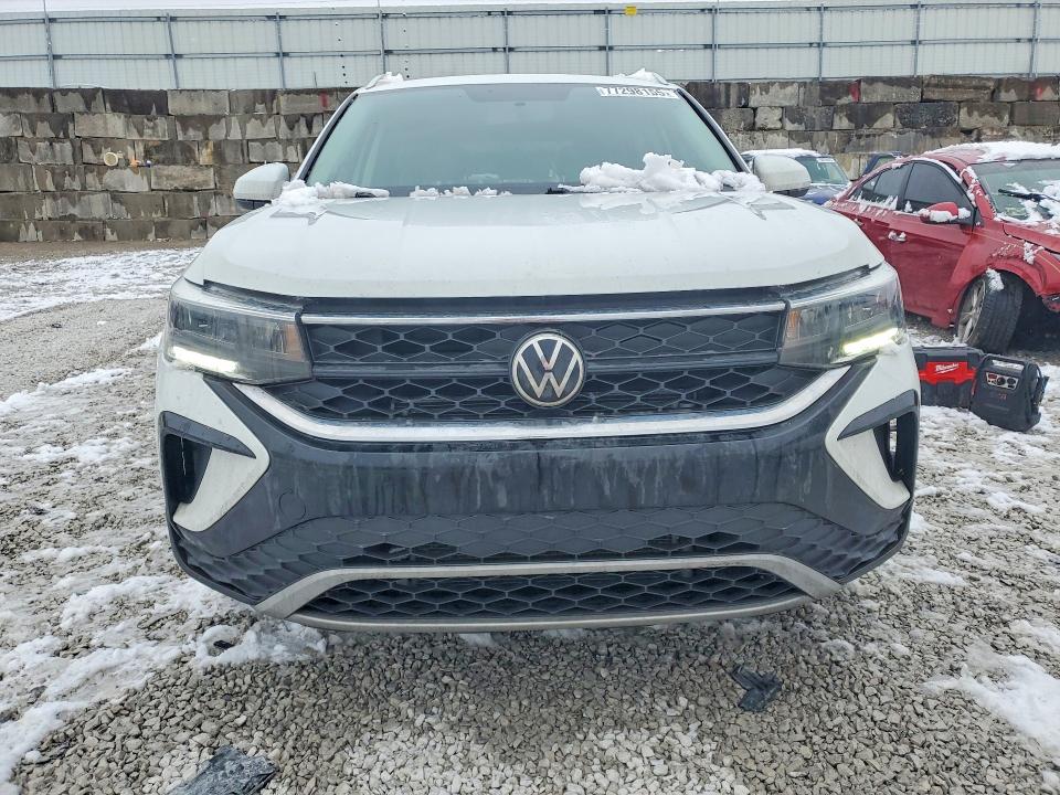2022 Volkswagen Taos მანქანა იყიდება აუქციონზე, vin: 3VVRX7B2XNM029313, აუქციონის ნომერი: 77298155