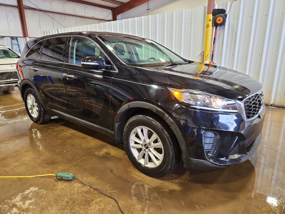 Продажа на аукционе авто 2019 Kia Sorento, vin: 5XYPG4A38KG577060, номер лота: 78300065
