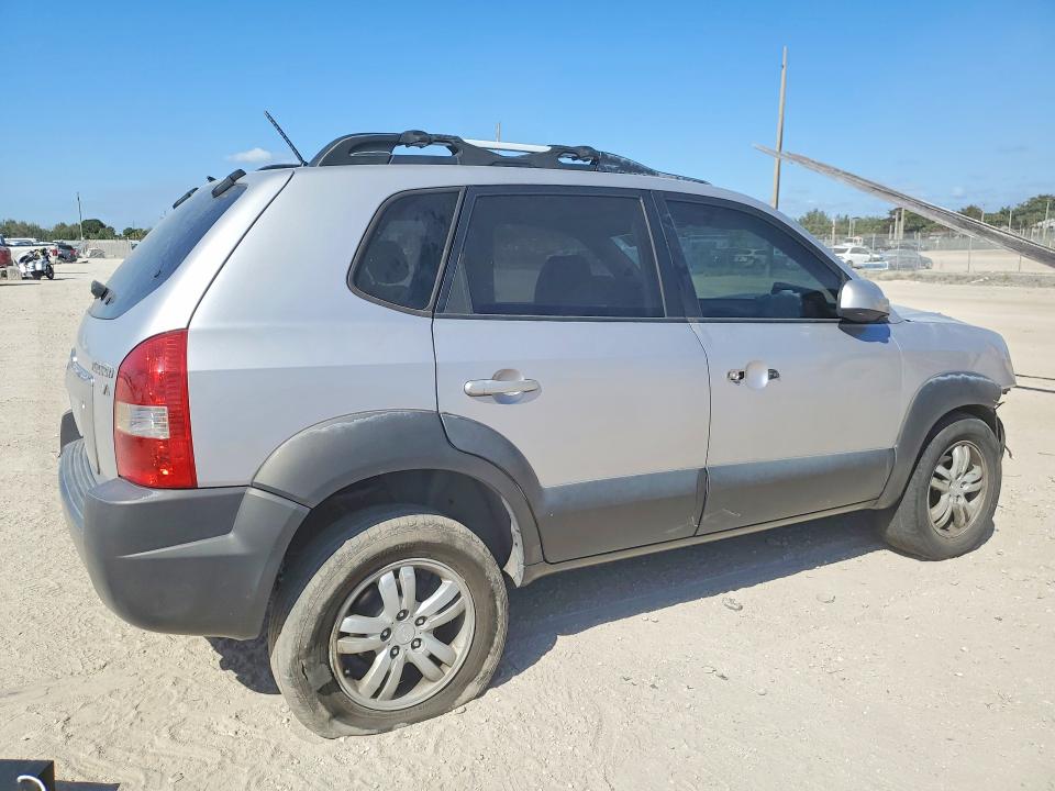 Aukcja sprzedaży 2006 Hyundai Tucson, vin: KM8JN12D46U323685, numer aukcji: 77341755