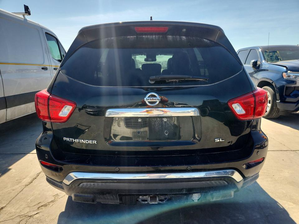 Продажа на аукционе авто 2017 Nissan Pathfinder, vin: 5N1DR2MN9HC672671, номер лота: 78554745
