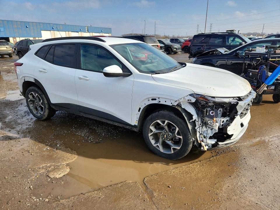 77915965 :رقم المزاد ، KL77LHEP2SC137529 vin ، 2025 Chevrolet Trax مزاد بيع
