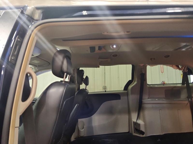 77406175 :رقم المزاد ، 2C4RC1CG3DR565383 vin ، 2013 Chrysler Town & Country مزاد بيع
