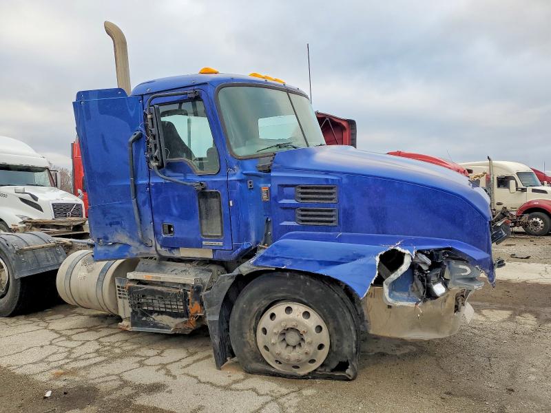 Продажа на аукционе авто 2022 Mack Anthem, vin: 1M1AN4GY0NM028972, номер лота: 97847535