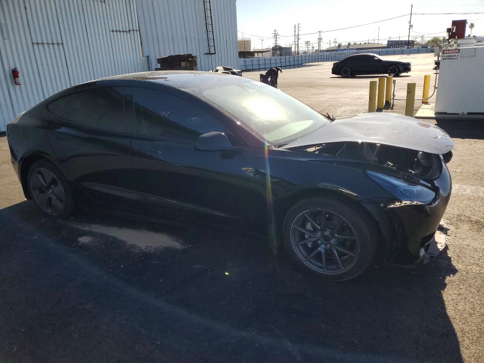 77382405 :رقم المزاد ، 5YJ3E1EA3NF331699 vin ، 2022 Tesla Model 3 مزاد بيع