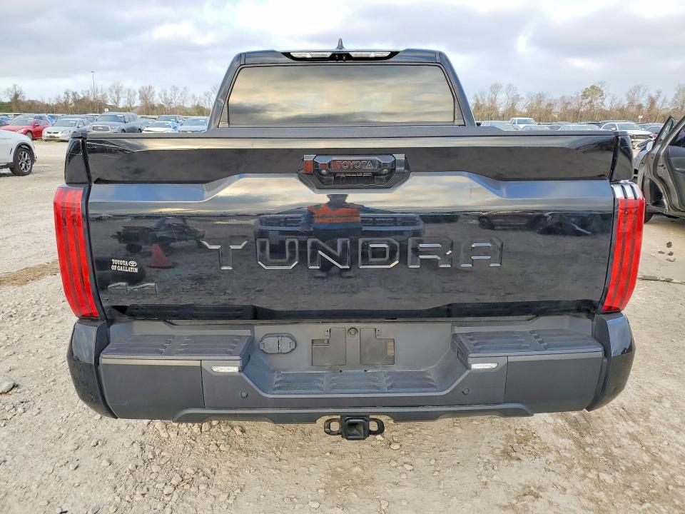 Продаж на аукціоні авто 2024 Toyota Tundra Cre, vin: 5TFWA5DB9RX131240, номер лоту: 77480225