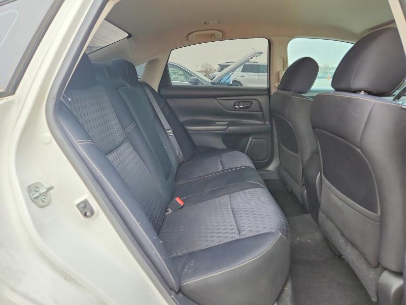 Продажа на аукционе авто 2016 Nissan Altima, vin: 1N4AL3AP9GC224679, номер лота: 79067775