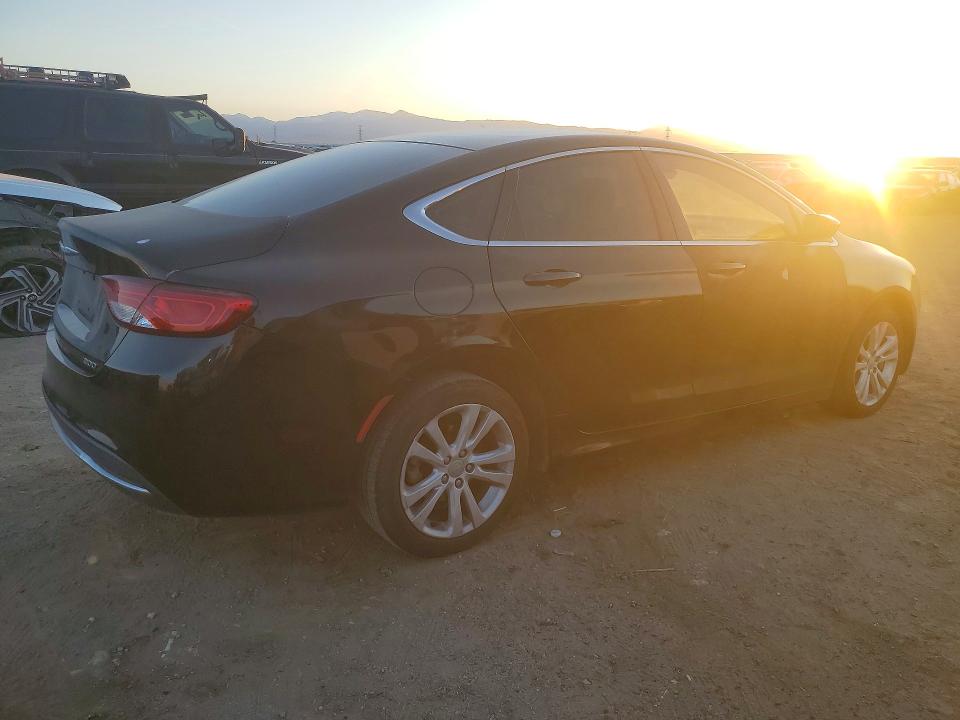 75594025 :رقم المزاد ، 1C3CCCAB4FN747963 vin ، 2015 Chrysler 200 مزاد بيع